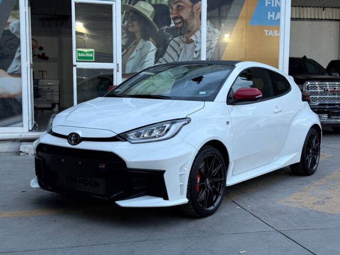 TOYOTA YARIS GR 2026 - Image 12