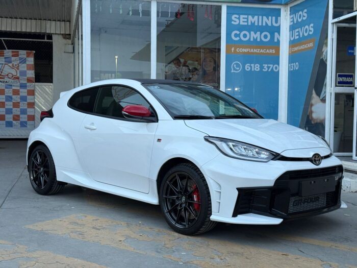 TOYOTA YARIS GR 2026 - Image 17