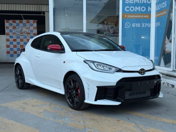 TOYOTA YARIS GR 2026 - Image 8