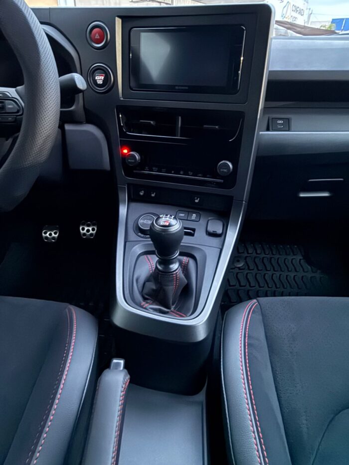 TOYOTA YARIS GR 2026 - Image 22