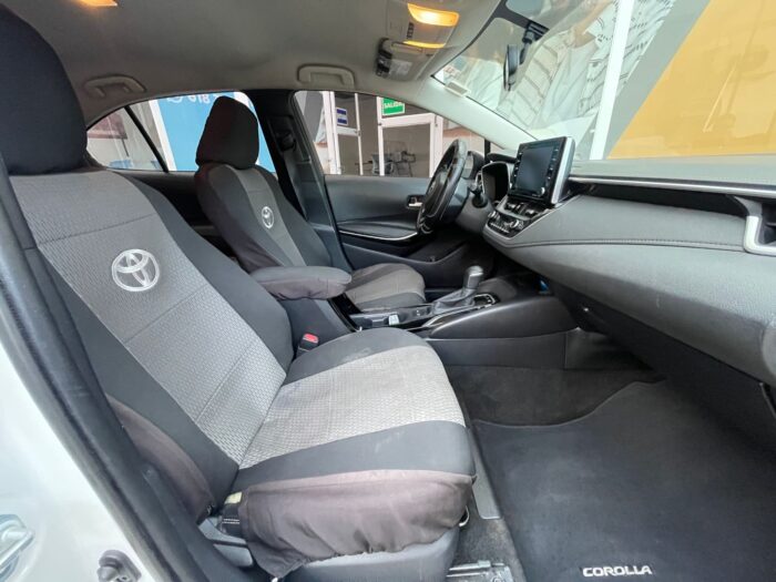 TOYOTA COROLLA LE HV 2020 - Image 13
