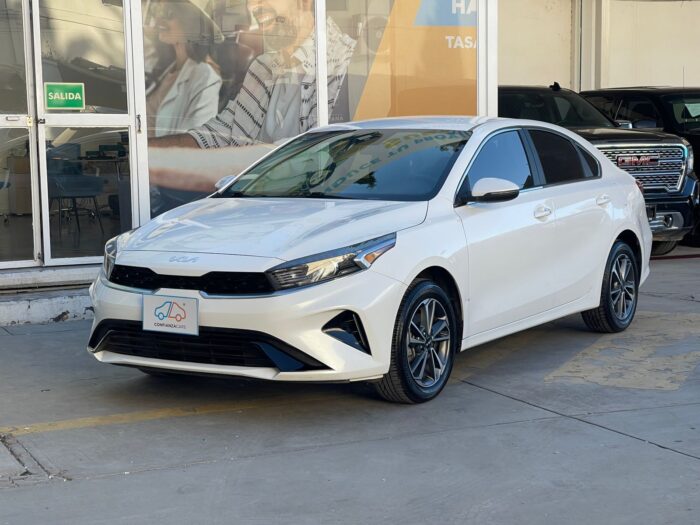 KIA  FORTE LX AT 2022 - Image 12