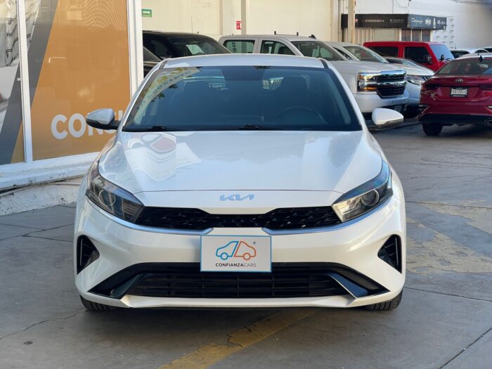 KIA  FORTE LX AT 2022 - Image 13