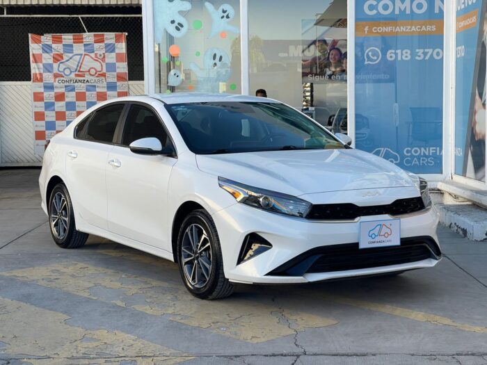 KIA  FORTE LX AT 2022 - Image 14