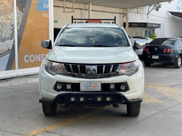 MITSUBISHI L200 4X2 TM 2018 - Image 15