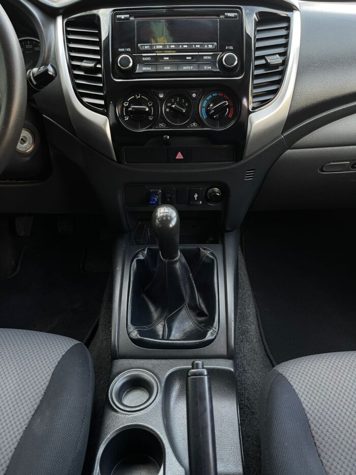 MITSUBISHI L200 4X2 TM 2018 - Image 17