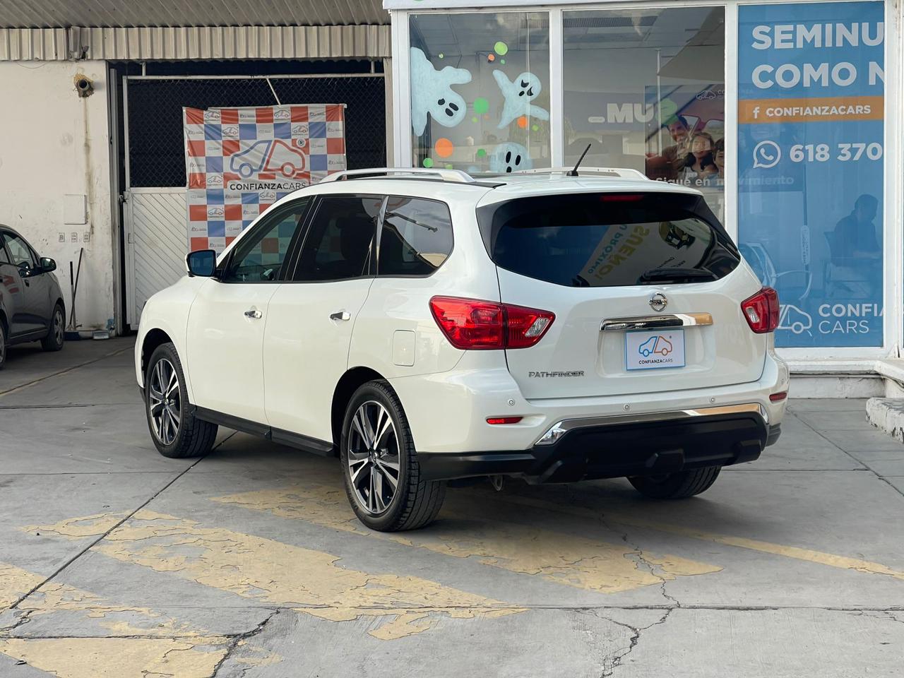 NISSAN PATHFINDER EXCLUSIVE 2017 - Image 13