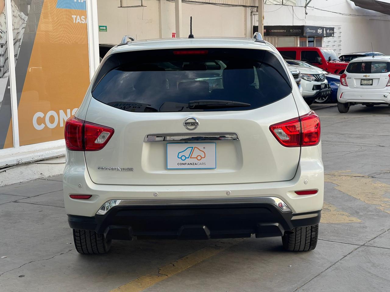 NISSAN PATHFINDER EXCLUSIVE 2017 - Image 7