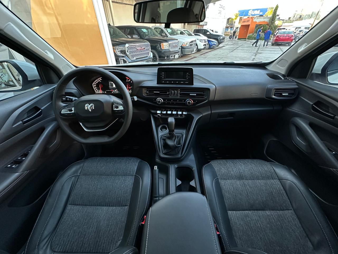 DODGE RAM 1200 TRADESMAN CC TM 2025 - Image 16