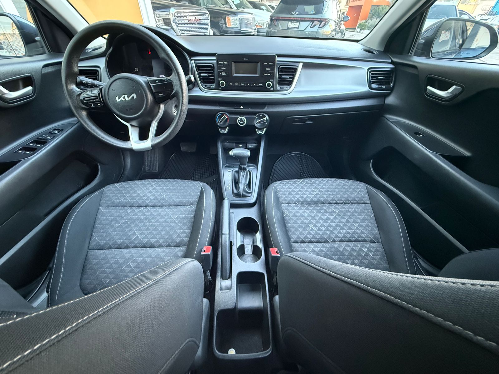 KIA RIO L 2023 - Image 12