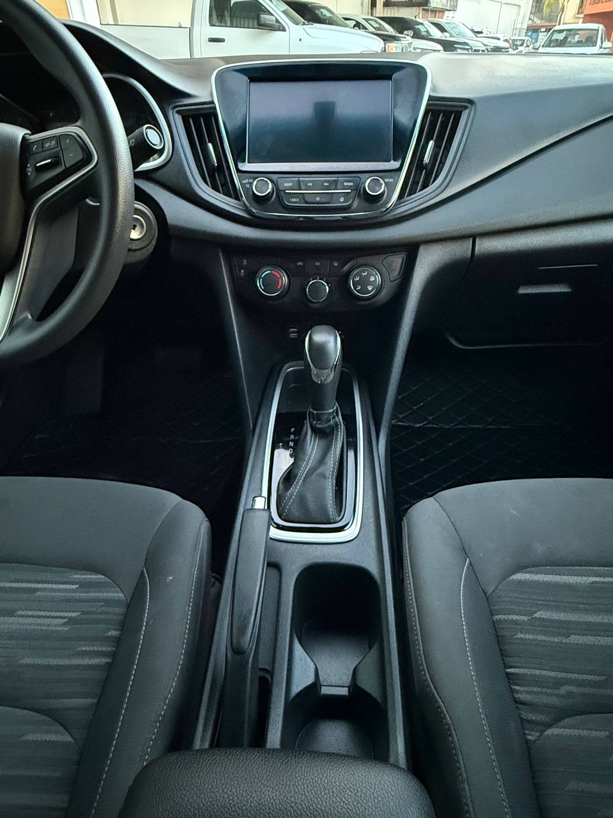 CHEVROLET CAVALIER LS TA 2024 - Image 5