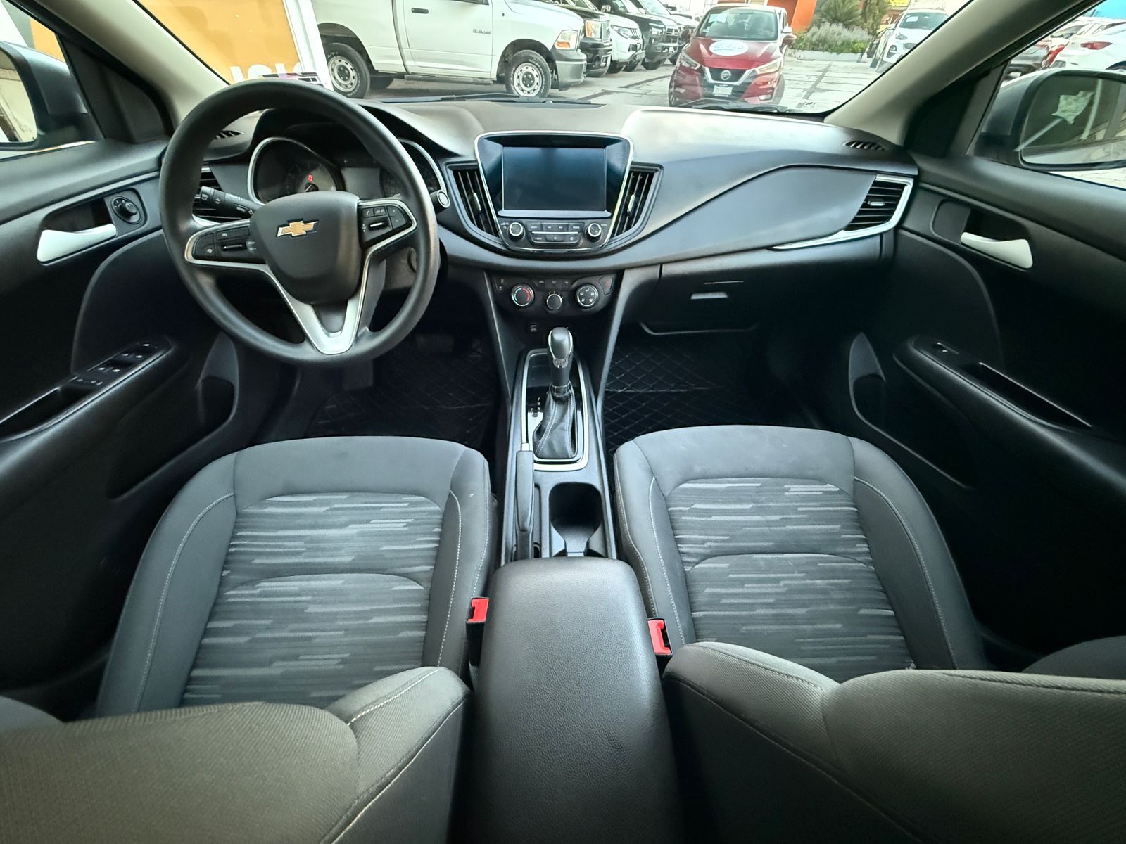 CHEVROLET CAVALIER LS TA 2024 - Image 3