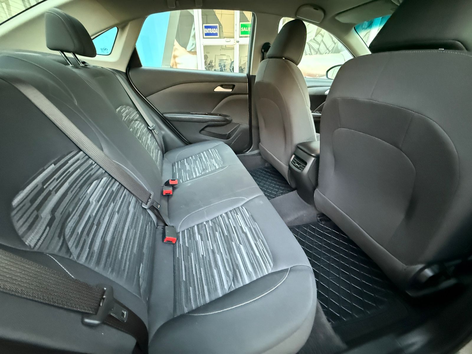 CHEVROLET CAVALIER LS TA 2024 - Image 3