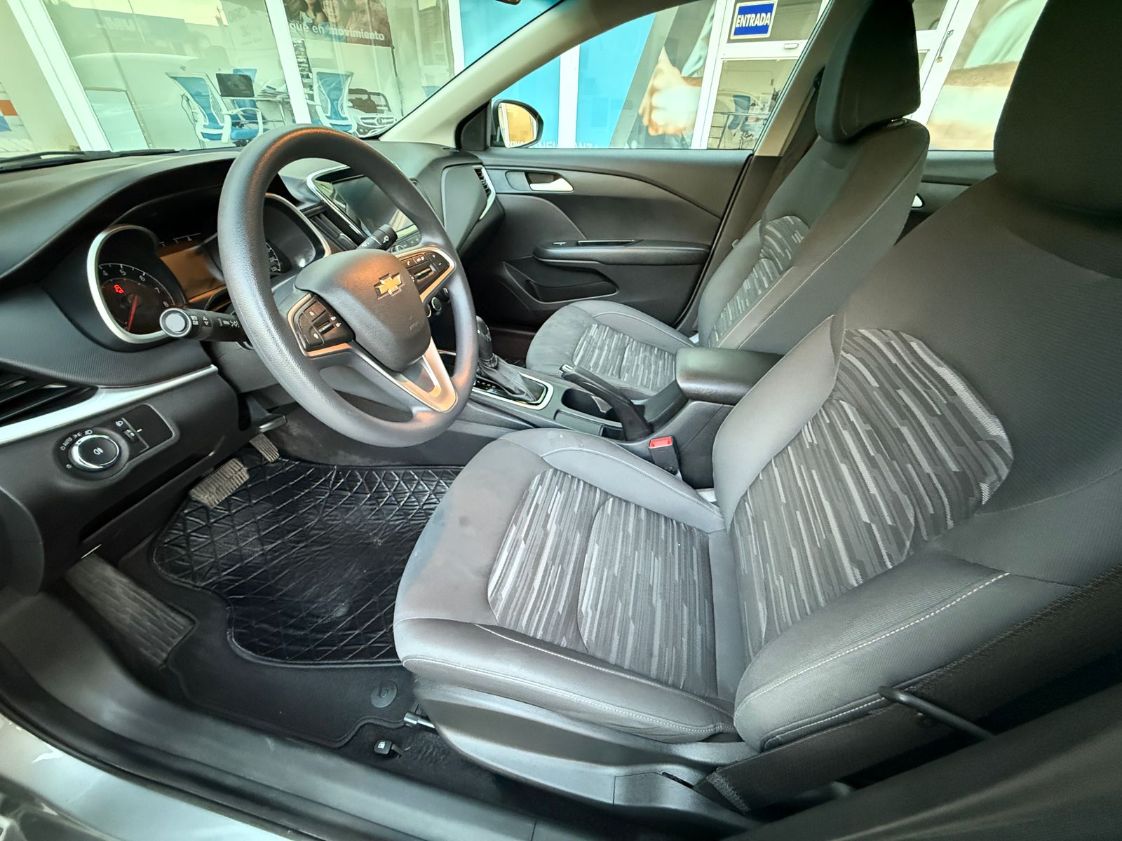 CHEVROLET CAVALIER LS TA 2024 - Image 11