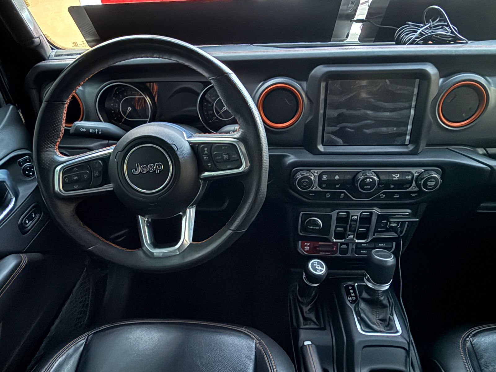 JEEP JT MOJAVE 4X4 2023 - Image 11