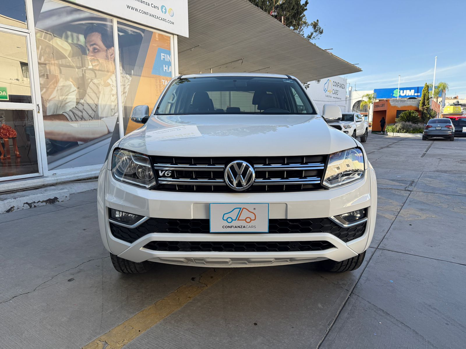 VOLKSWAGEN AMAROK HIGHLINE 4 MOTION DIÉSEL 2023 - Image 17