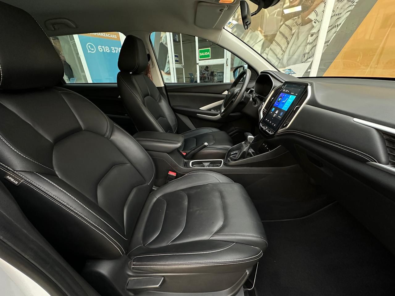 CHEVROLET CAPTIVA LT 3 FILAS 2023 - Image 3