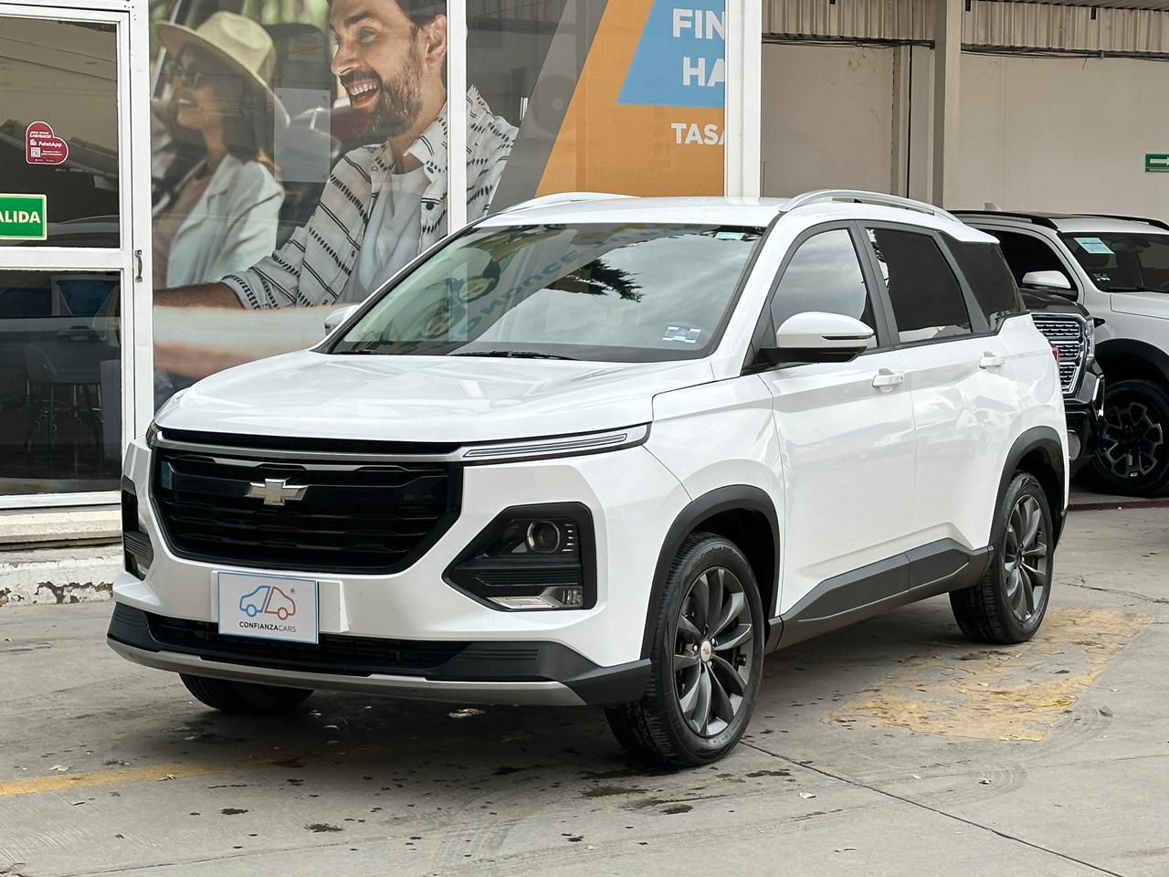 CHEVROLET CAPTIVA LT 3 FILAS 2023 - Image 7
