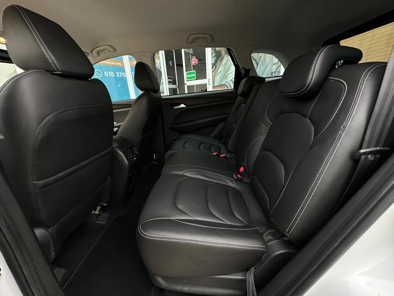 CHEVROLET CAPTIVA LT 3 FILAS 2023 - Image 4