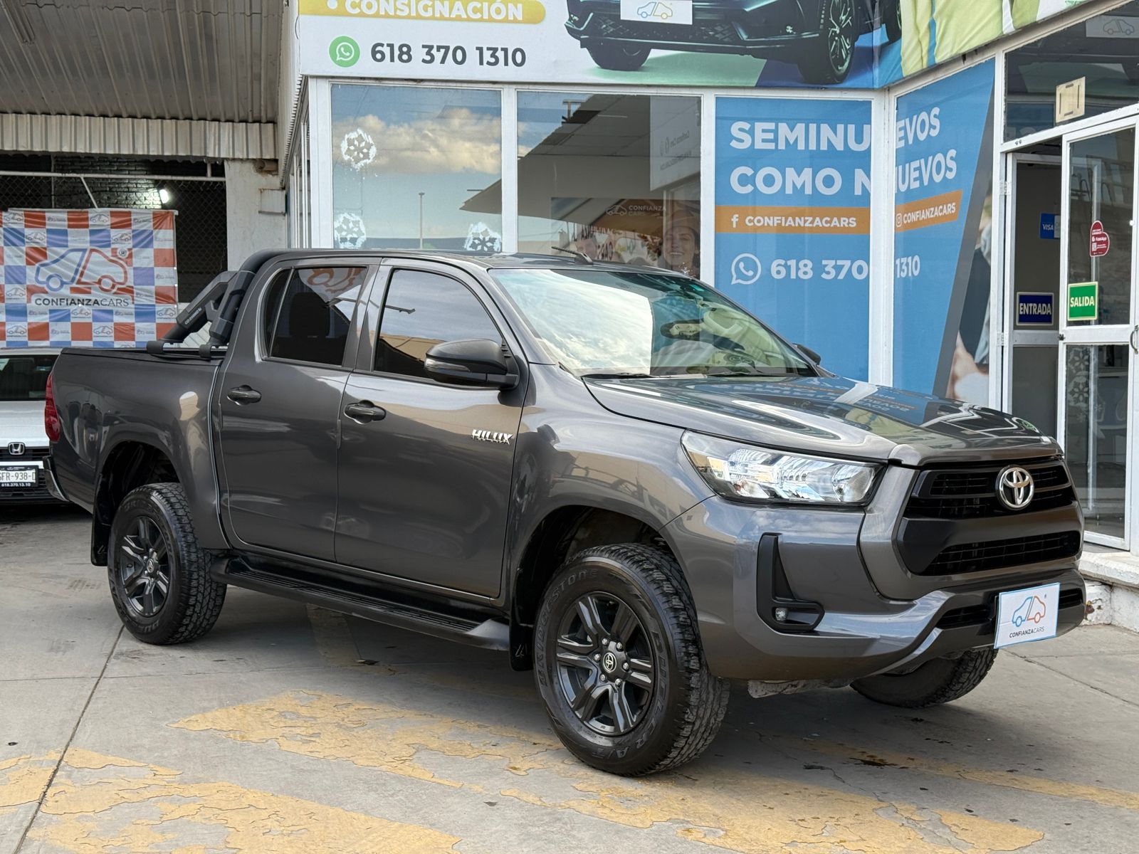 TOYOTA HILUX DOBLE CABINA SR 2024 - Image 11