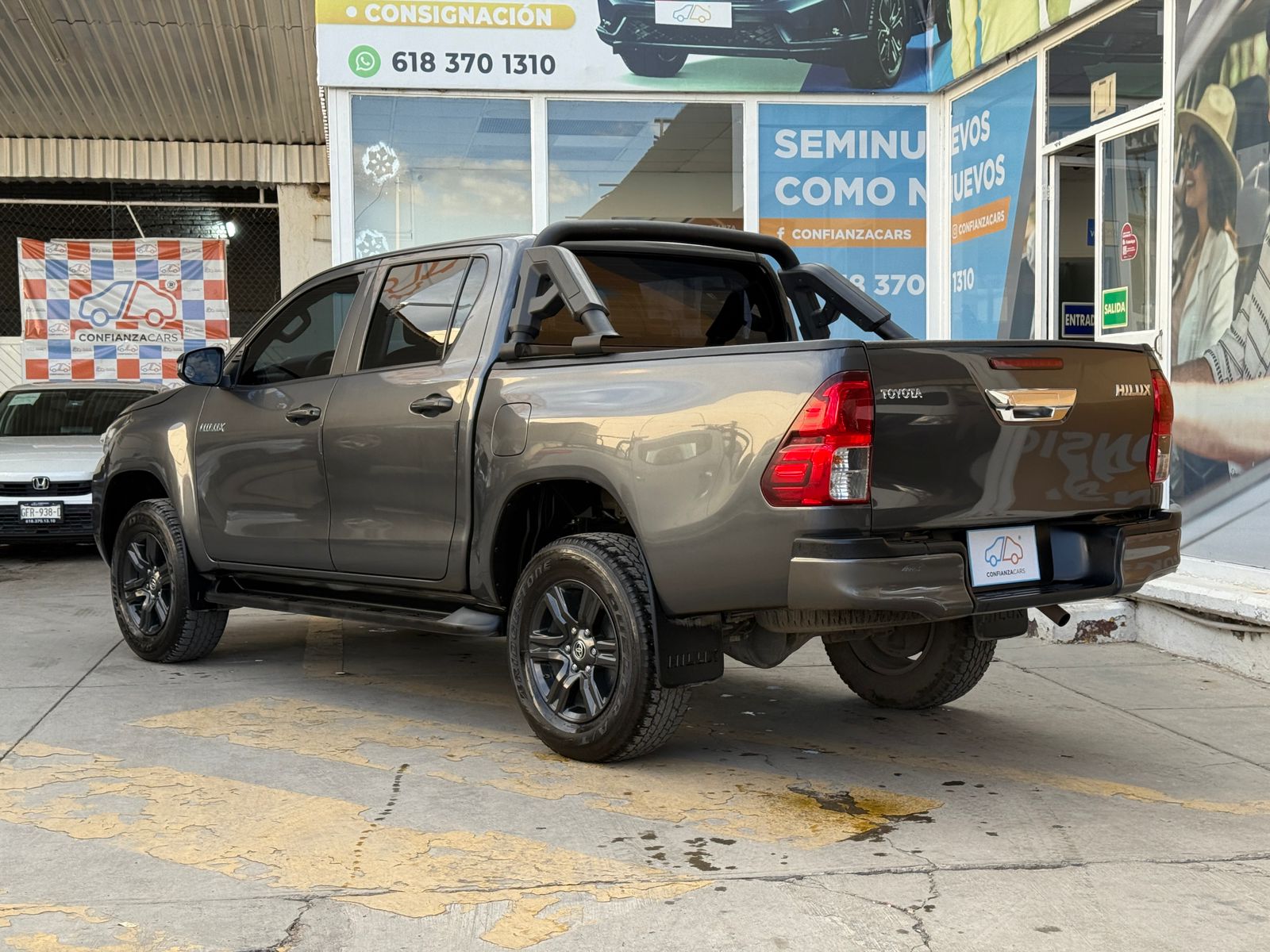 TOYOTA HILUX DOBLE CABINA SR 2024 - Image 16