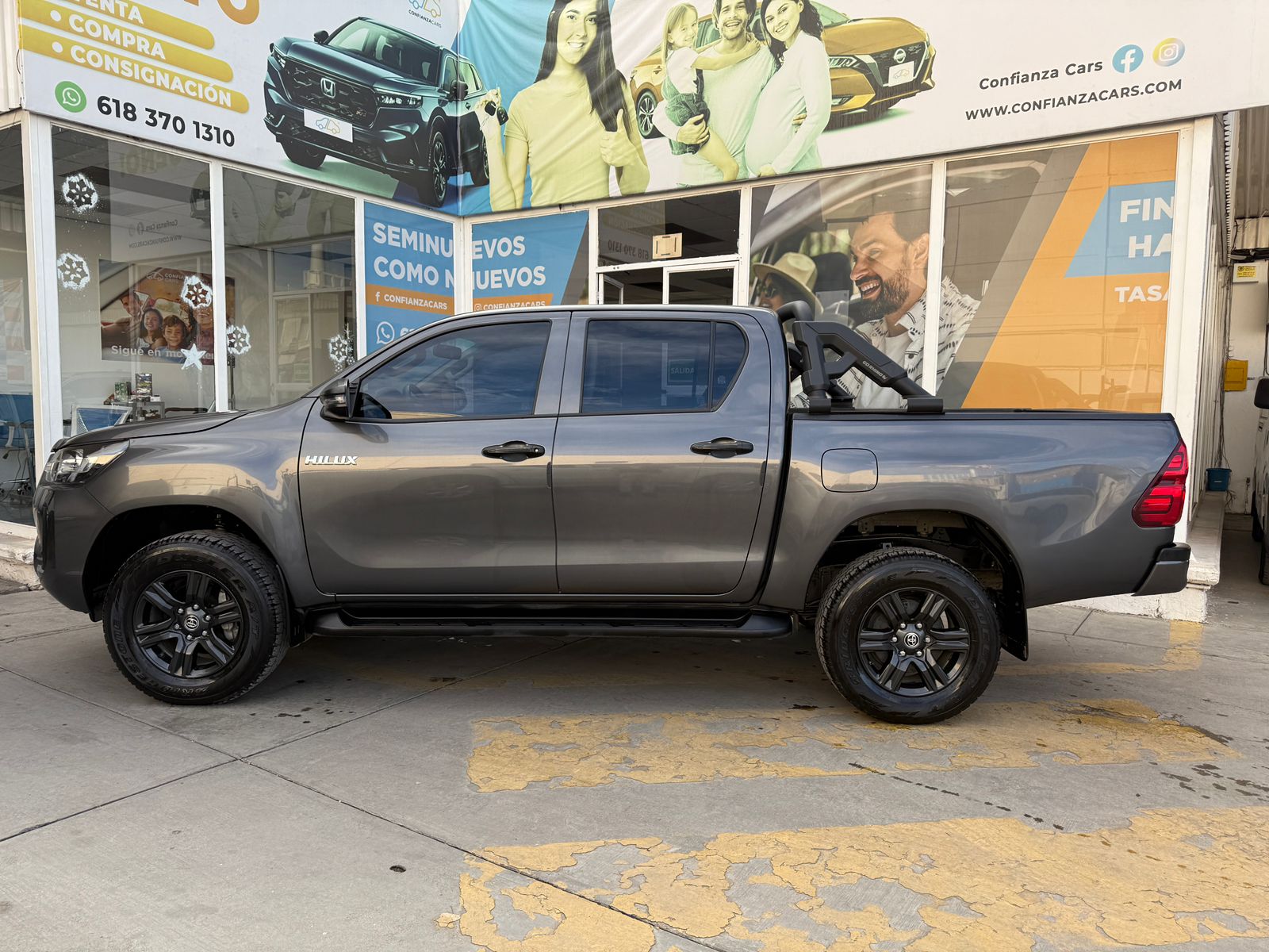 TOYOTA HILUX DOBLE CABINA SR 2024 - Image 14