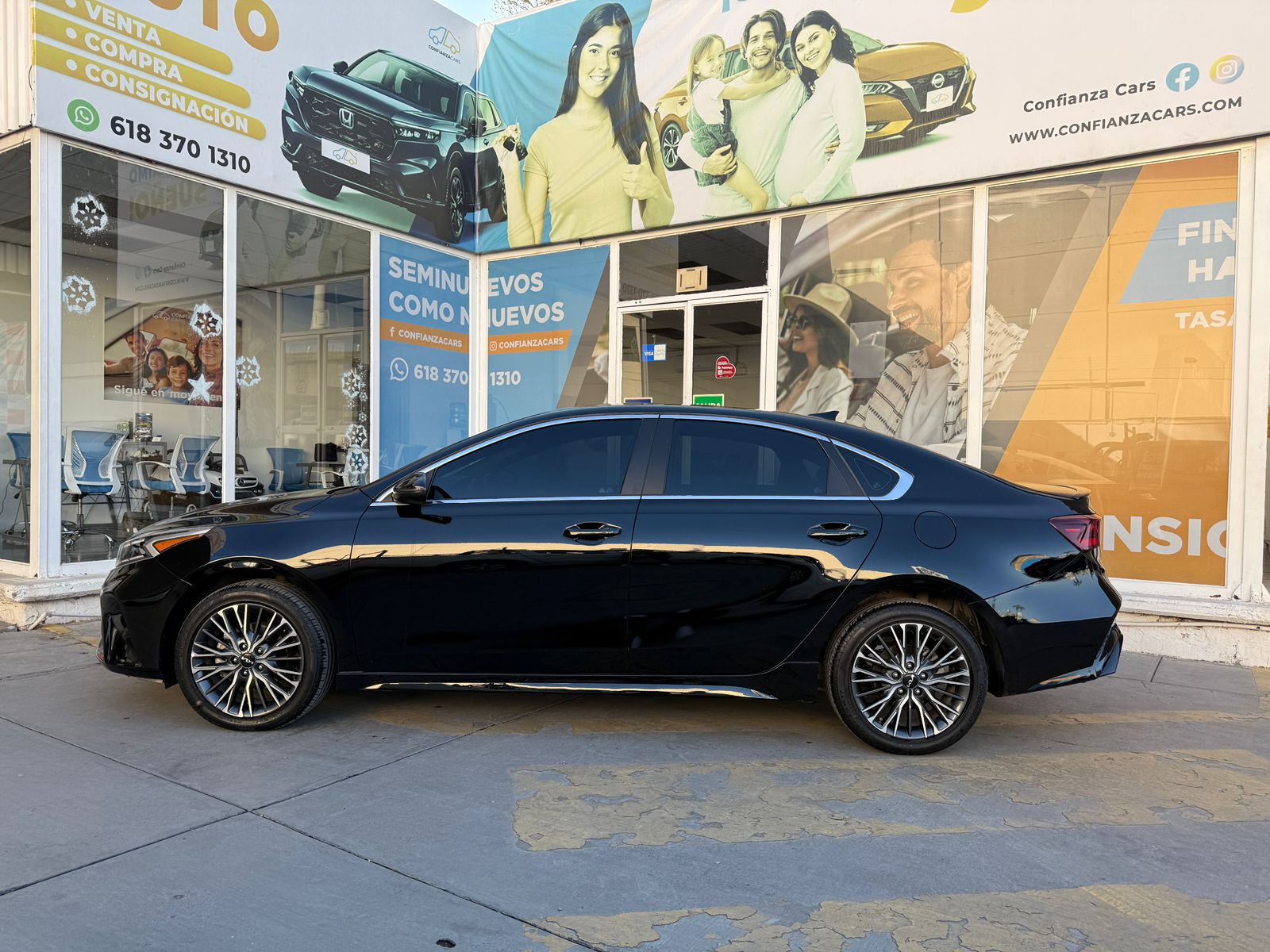 KIA FORTE GT LINE 2023 - Image 3