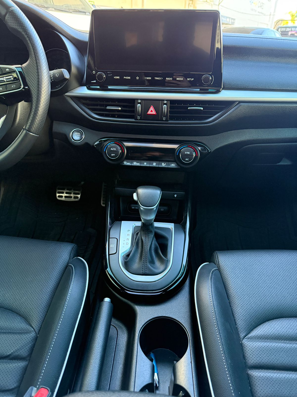 KIA FORTE GT LINE 2023 - Image 15