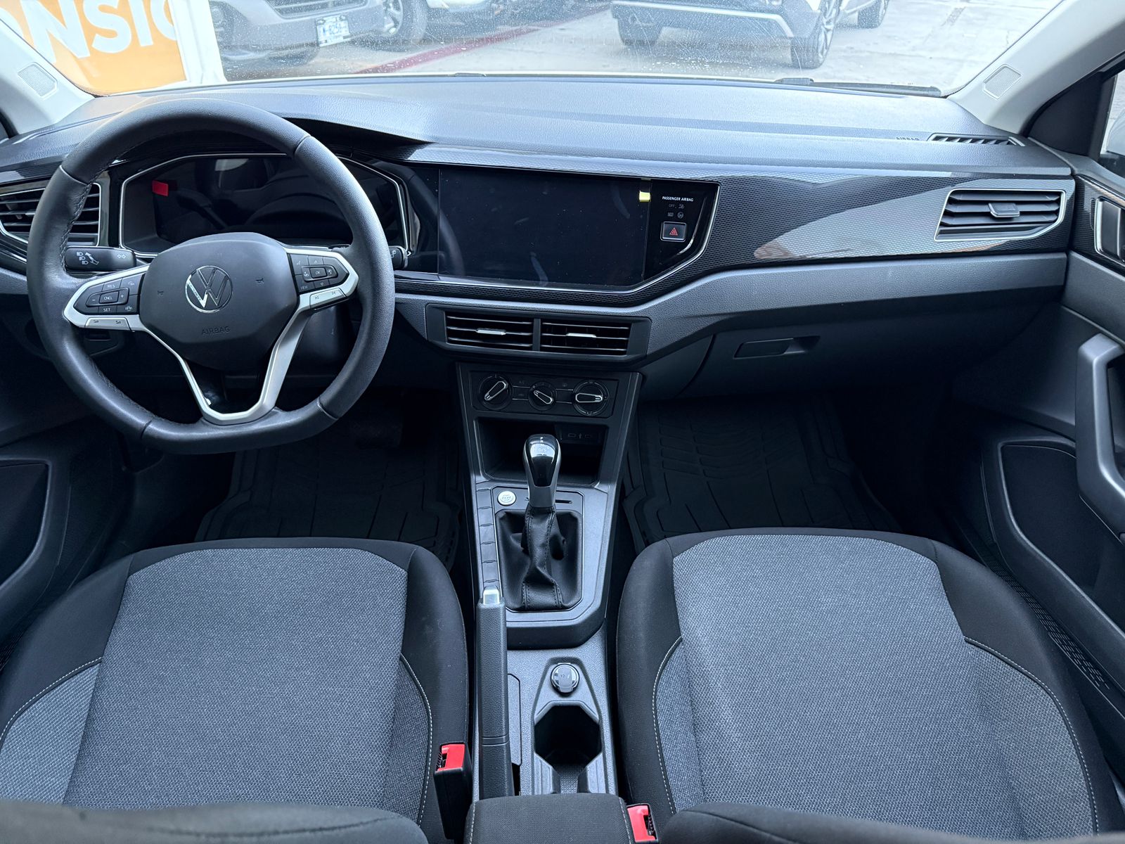 VOLKSWAGEN POLO COMFORTLINE 2024 - Image 14