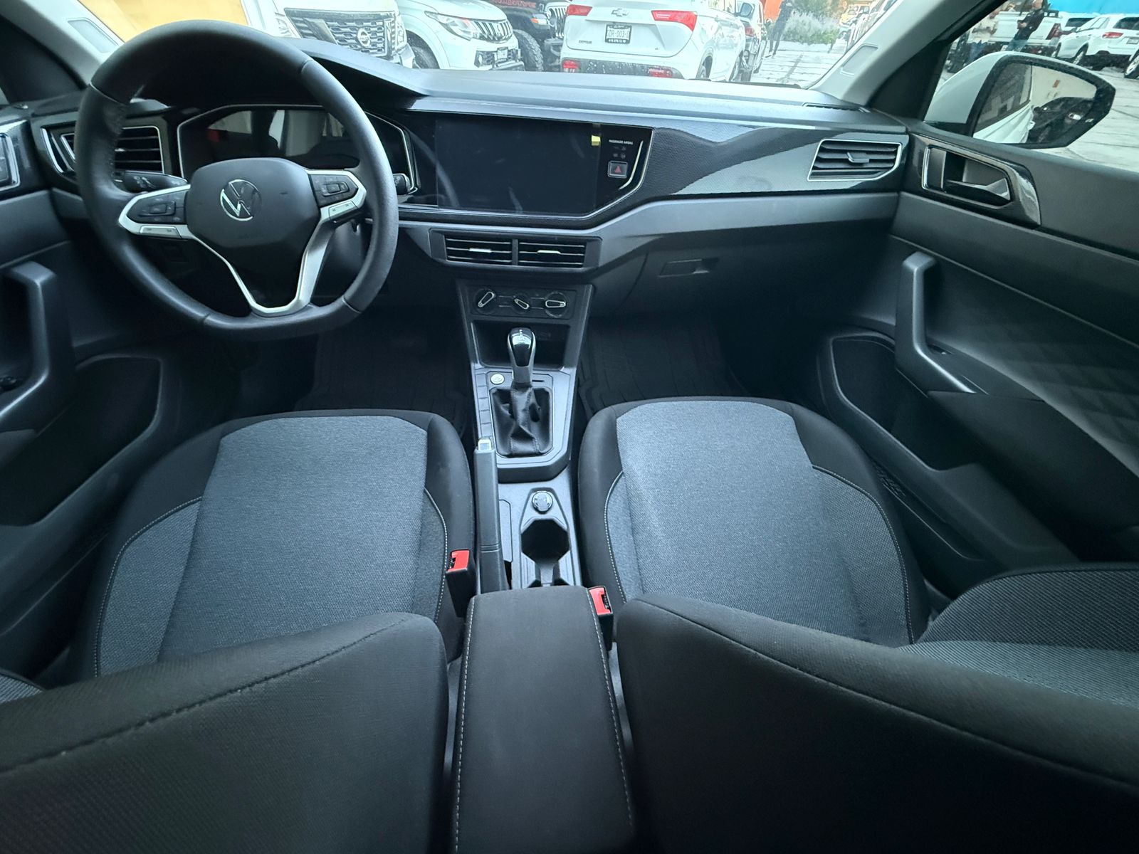 VOLKSWAGEN POLO COMFORTLINE 2024 - Image 13