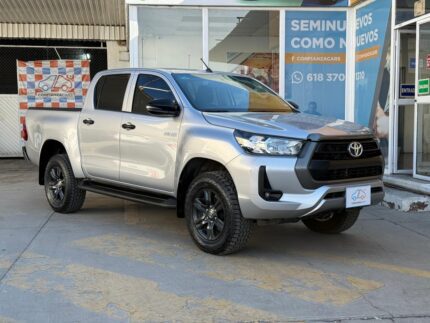 TOYOTA HILUX SR 2024
