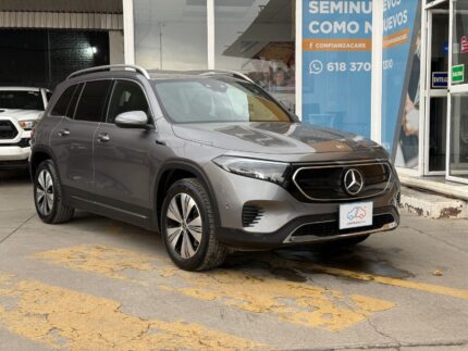 Mercedes-Benz EQB 300 4MATIC 2023